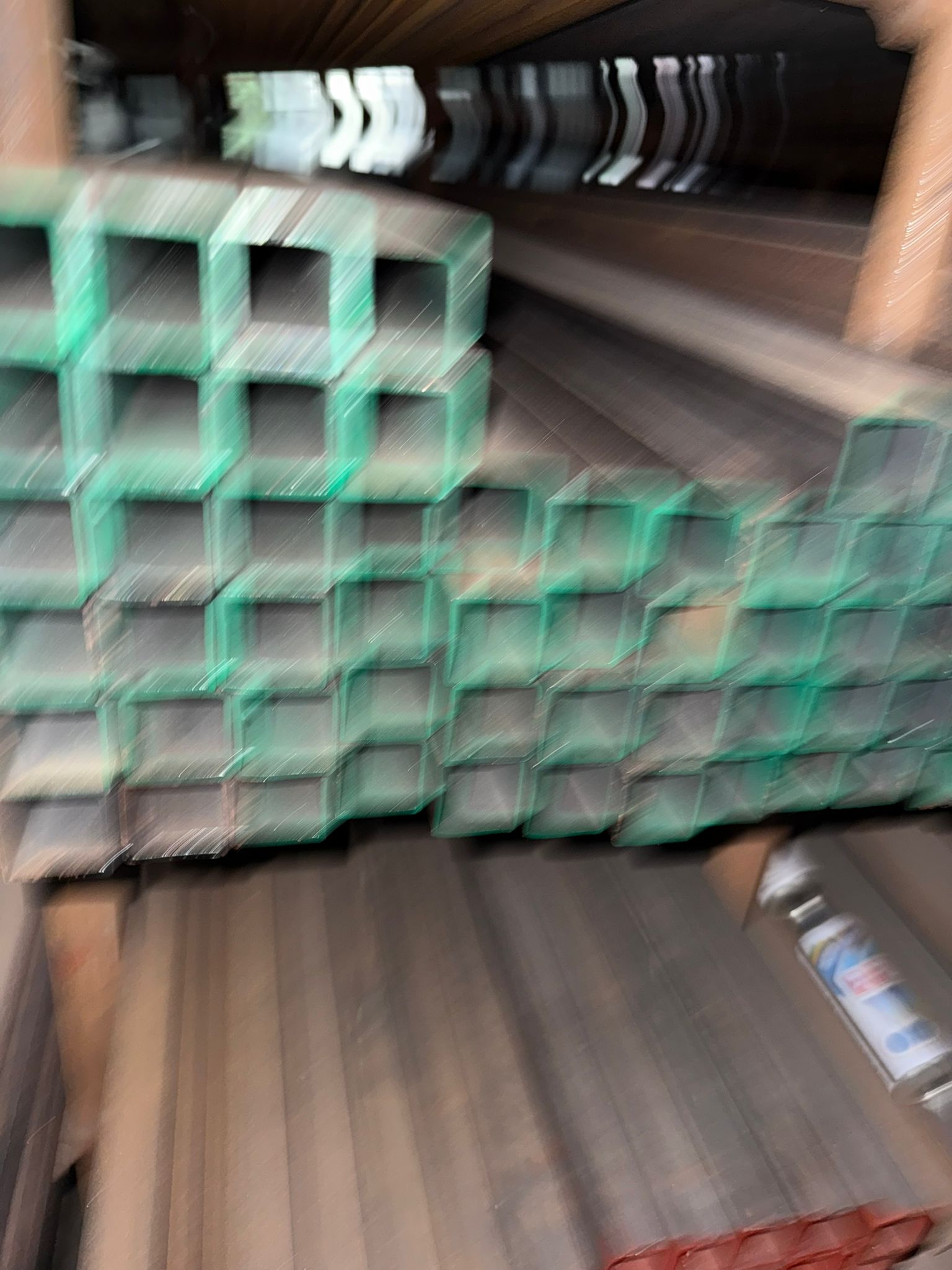 Tube carré - modèle 4